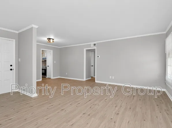 4601 Coronado Dr, Charlotte, NC