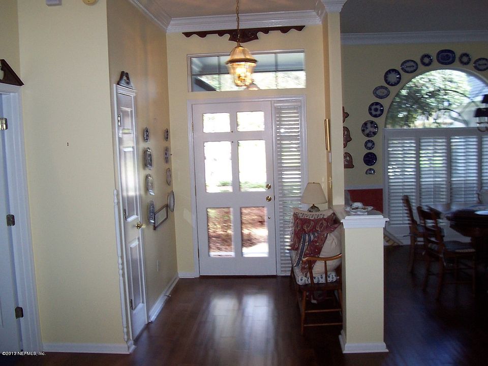 1st image of 10362 Heather Glen Dr N