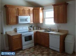 204 Ramblewood Pkwy, Mount Laurel, NJ 08054
