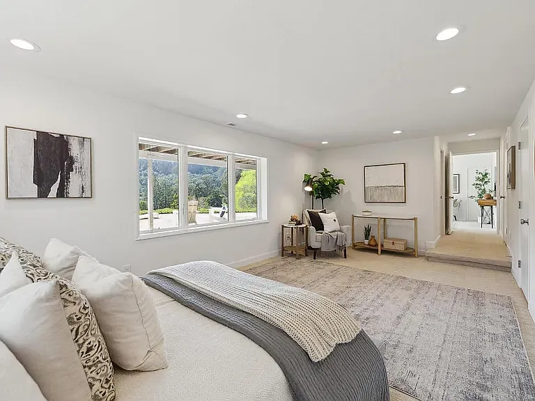 880 Chamberlain Ct — Photo 17