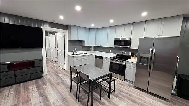 115 Apricot St #A — Photo 4
