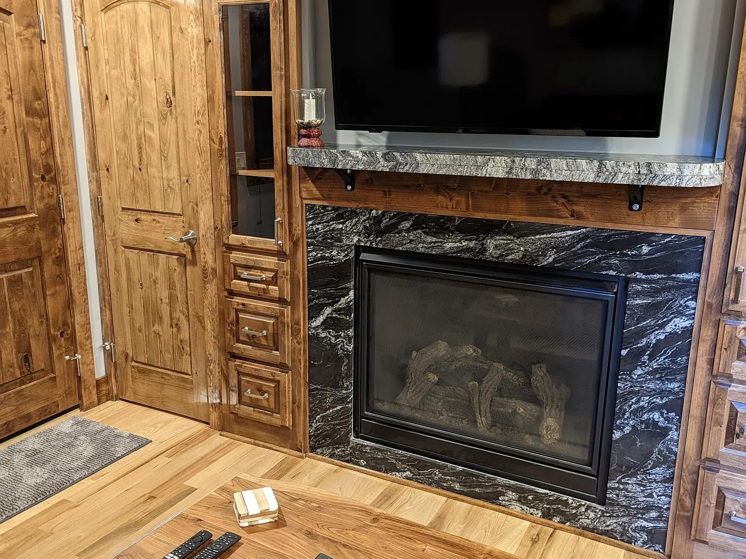1 bed, 462 sqft, $2,300 — Photo 2