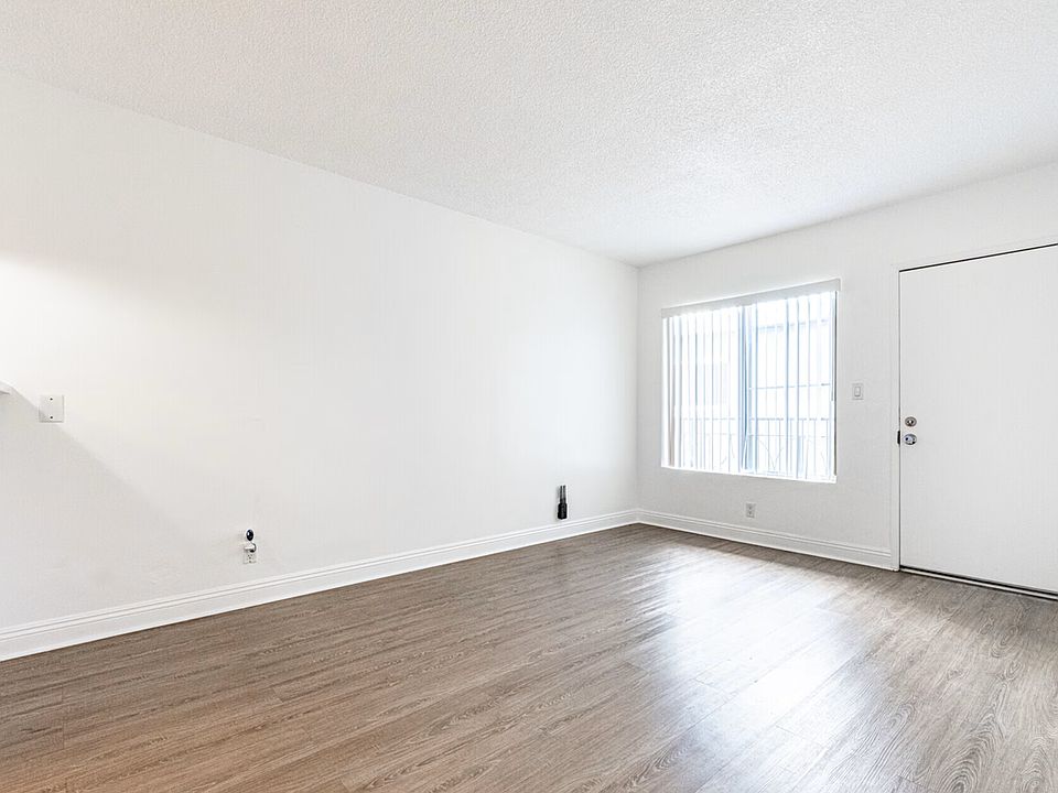 1st image of 12521 Lakewood Blvd #L56