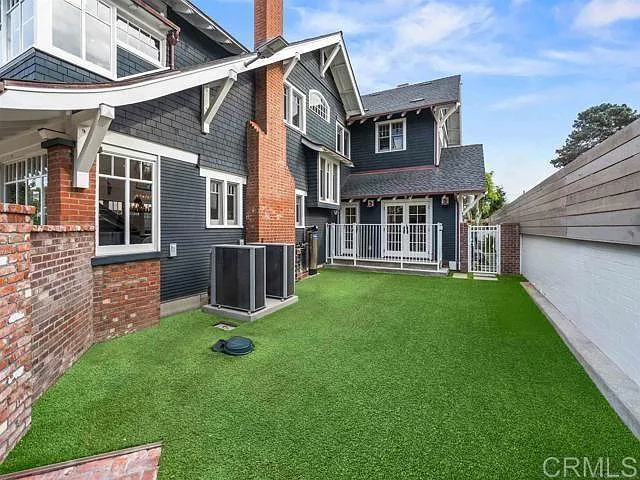 1027 G Ave — Photo 41