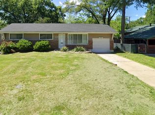 9939 Duke Dr, Saint Louis, MO 63136