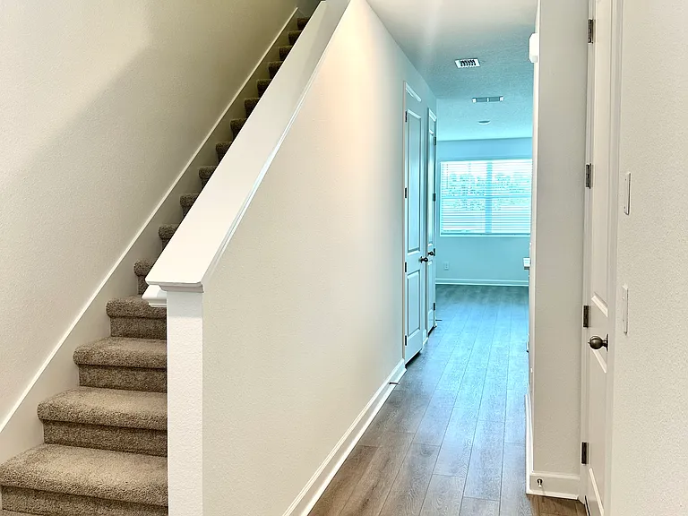 7588 Deer Valley Cir — Photo 5
