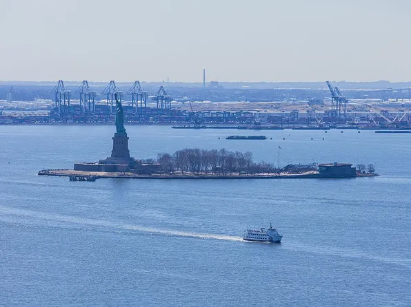 200 Rector Pl APT 43D, New York, NY 10280