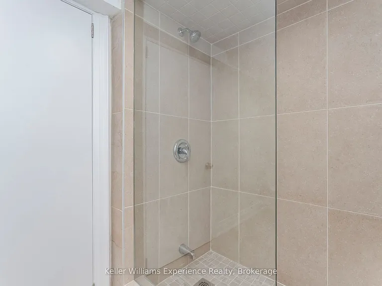65 Drury Ln — Photo 23