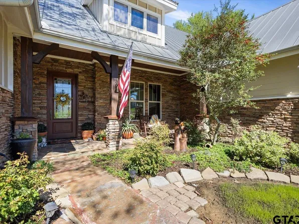 24050 Red Azalea Ln, Lindale, TX 75771