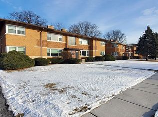 1431 Balmoral Ave APT 2S, Westchester, IL 60154