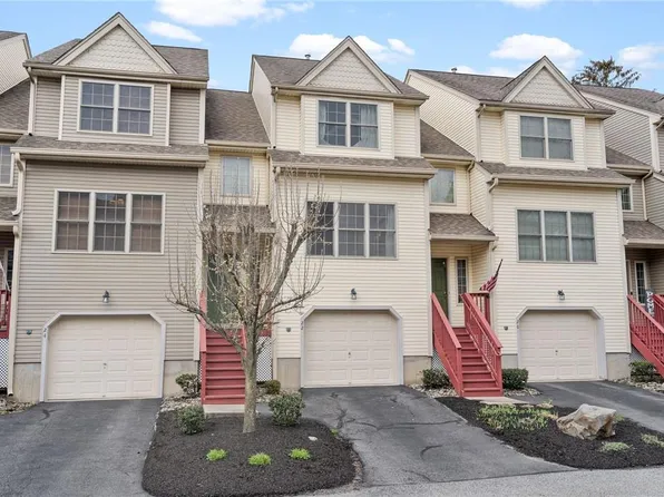 22 Winhaven Court #17, Highland Falls, NY 10928