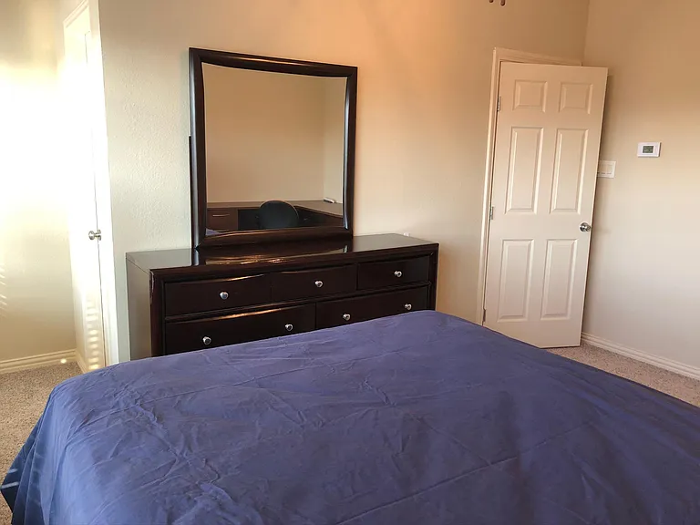 1167 Waterford Ln #6 — Photo 6