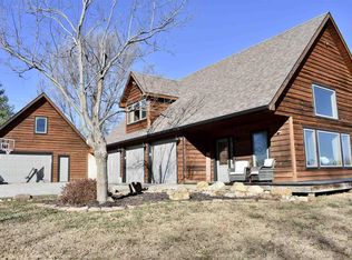 6950 NE Meriden Rd, Topeka, KS 66617