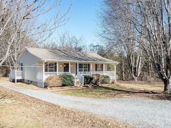 333 Pine Ridge Rd, Mars Hill, NC 28754