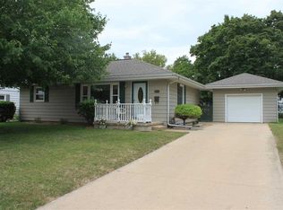 303 E 9th St, Rock Falls, IL 61071