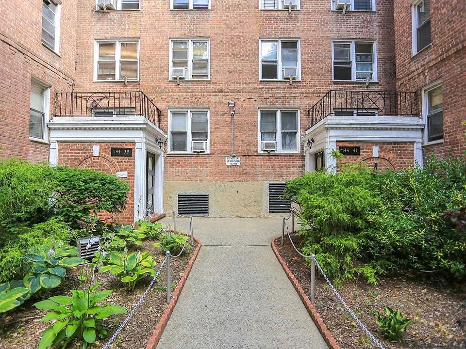 1st image of 14439 Sanford Ave