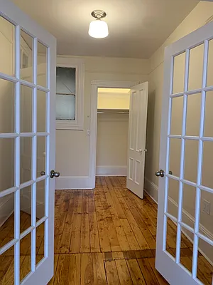 Rented by Compass | media 13