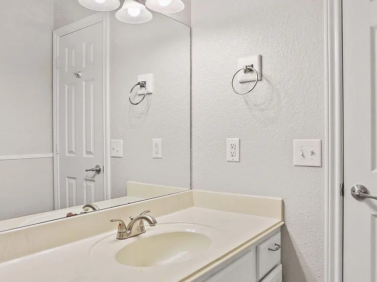 Residence at Piney Shores — Photo 61