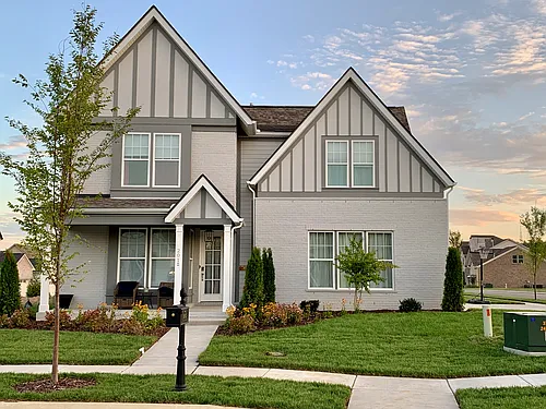 201 Broadgreen Ln Photo 1