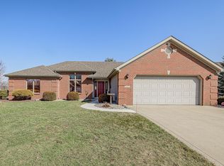 301 S Eagle Glen Trl, Columbia City, IN