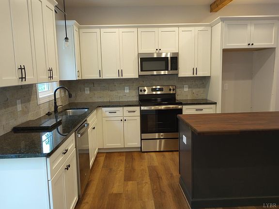 5th image of 37 Heather Dr