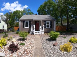 4 Evans Ave, East Hartford, CT 06118