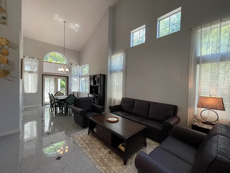 14276 Elmwood Ln — Photo 11