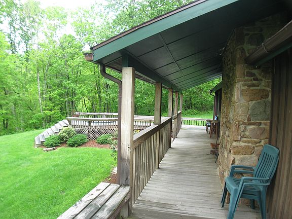 4th image of 312 Brighton Ln