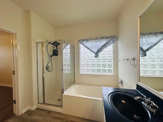 18501 Blue Pond Dr — Photo 22