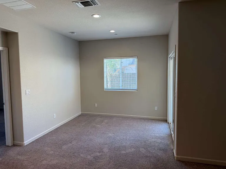 519 Tolman Way — Photo 12