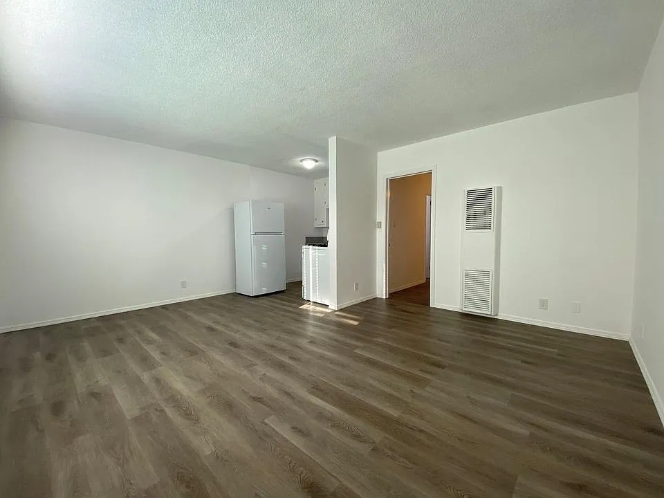 241 4th Ave #5