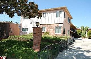 1st image of 917 E La Palma Dr APT 5
