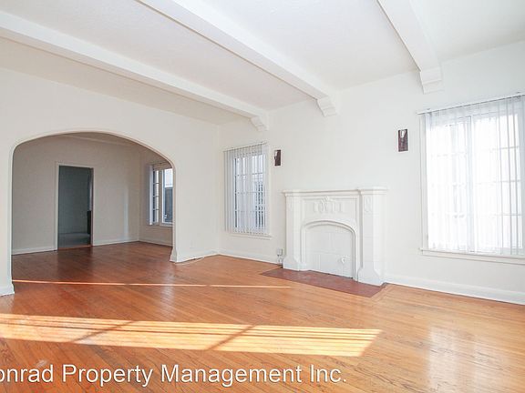 2nd image of 454 N Orange Grove Ave #454