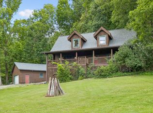 532 Cummings Ln, Cottontown, TN 37048