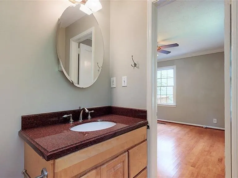 1674 Beacon Hill Blvd — Photo 49