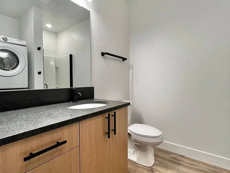 400 N Garfield Ave #102 — Photo 20