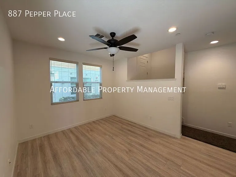 887 Pepper Pl — Photo 2