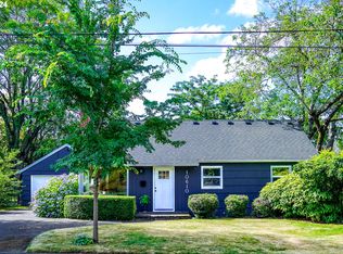 10610 NE Russell Ct, Portland, OR 97220