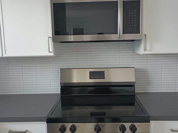 5th image of 2885 Joseph Ave APT 7