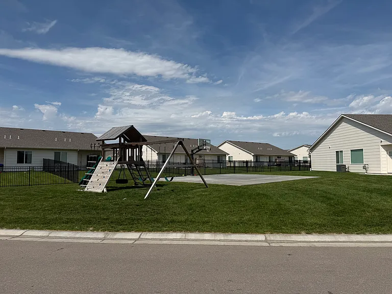 5527 N Sandkey St — Photo 22