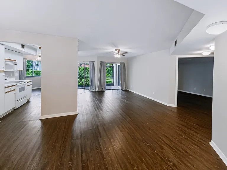 191 Bennington Dr #3 — Photo 16