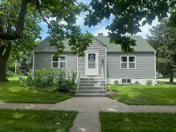 1301 S D St, Broken Bow, NE 68822