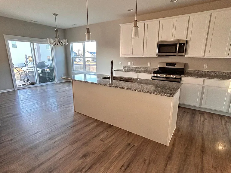 12412 Ontario Pl — Photo 10