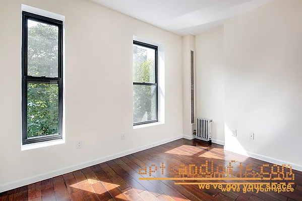 Rented by aptsandlofts.com | media 2