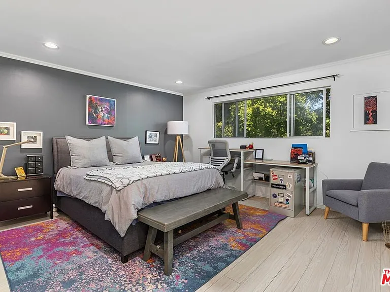12801 Moorpark St #206 — Photo 12