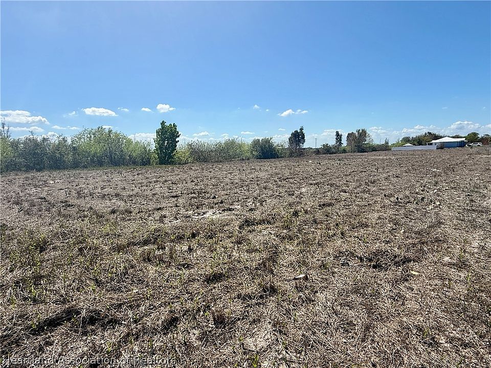 1st image of 1655 W Fondulac Rd