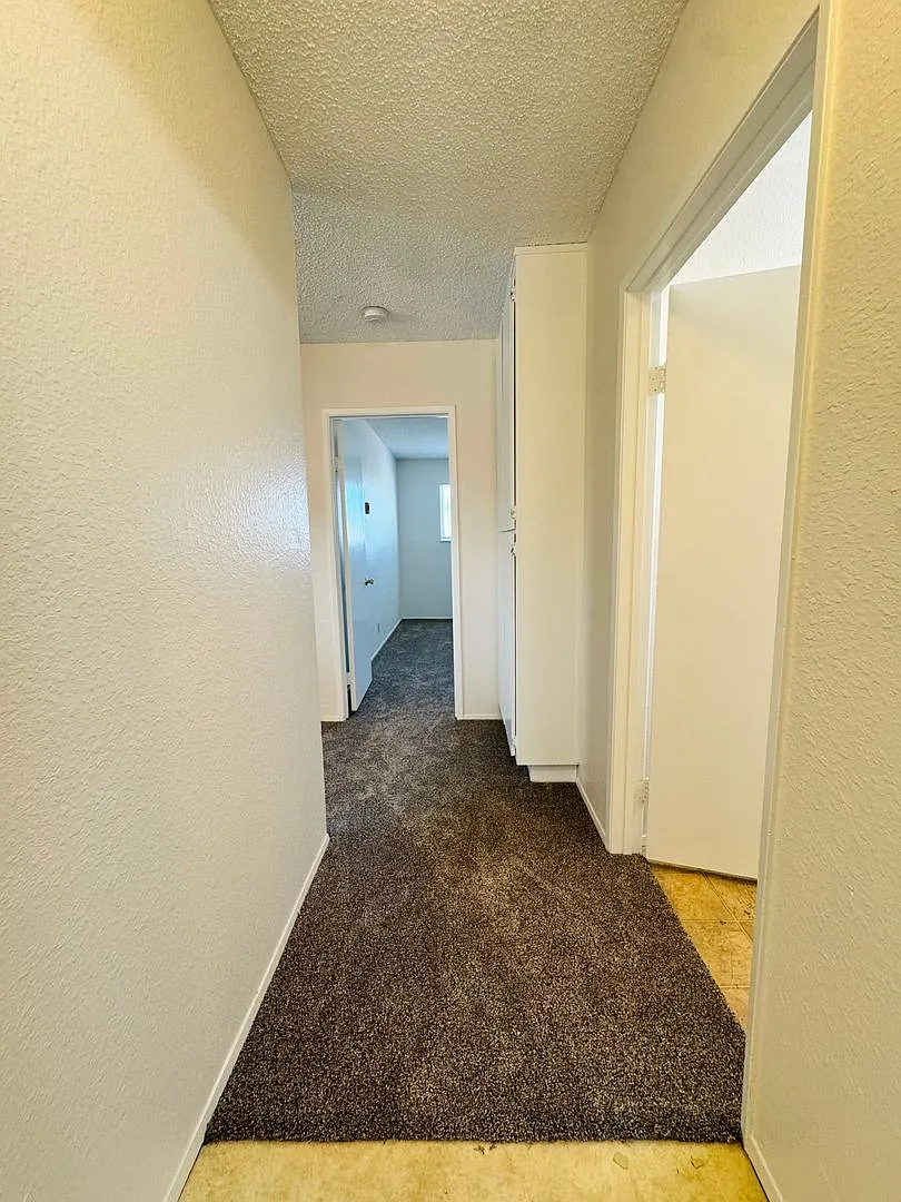 1020 Calla Avenue — Photo 2