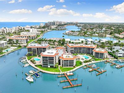 222 Harbour DR #116, Naples, FL, 34103