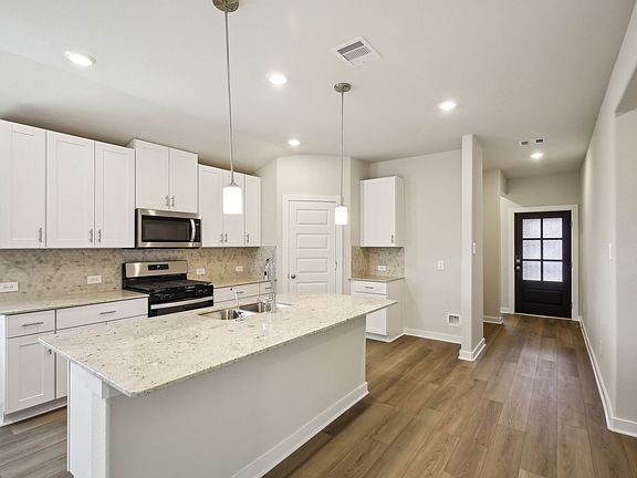 15-custom-Houston - Glendale Lakes - 6627 Lenwood Ln Rosharon TX 77583 - 011.jpg