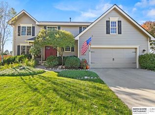 6308 N 155th Avenue Cir, Omaha, NE 68116